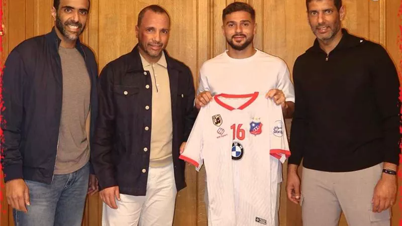 الكويت يفسخ تعاقده مع سام مرسى بعد شهرين من إنضمامه