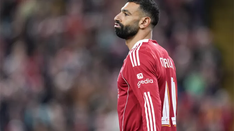 ماهي حالة محمد صلاح بعد تتويج ديمبلي بالكرة الذهبية