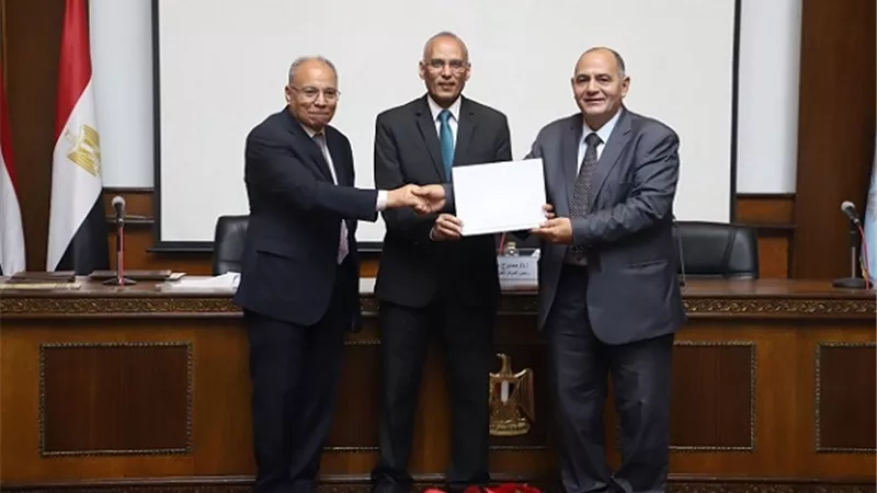 4 علماء من مركز بحوث الصحراء ضمن قائمة ستانفورد لأفضل 2% حول العالم