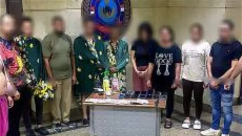 3 فتيات و8 رجال يمارسون الرذيلة داخل نادى صحى بمدينة نصر