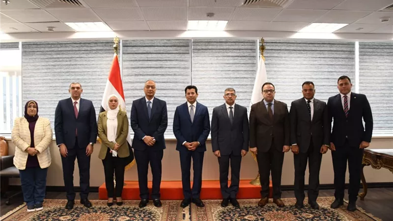 وزير الشباب يشهد توقيع بروتوكول مع الهيئة العامة للرقابة على الصادرات والواردات