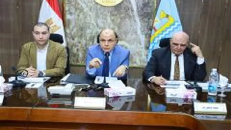 محافظ كفرالشيخ يترأس المجلس التنفيذى لمناقشة عددا من المشروعات