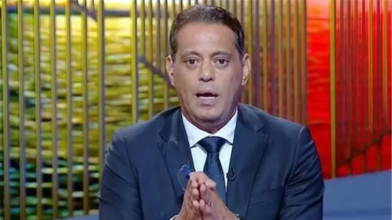 رغم الفوز علي الحرس..هاني رمزي: الأهلي يعاني من أخطاء دفاعية