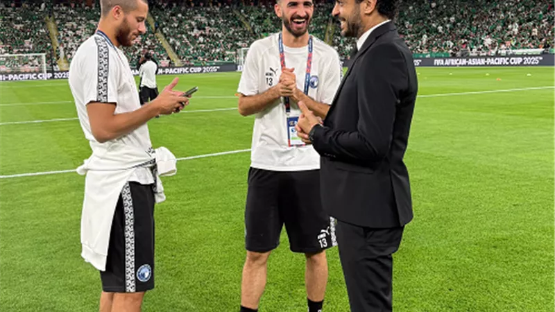 المنيري يكشف أسباب غياب ثلاثي بيراميدز عن مباراة الأهلي السعودي