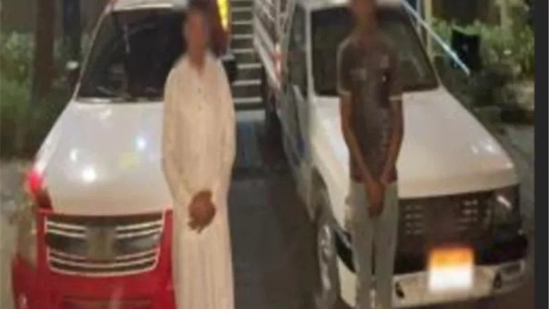 ضبط قائد سيارتين 
