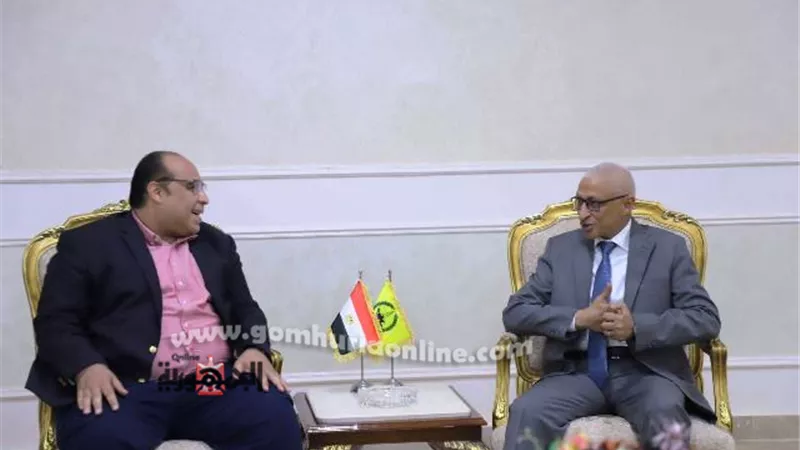 مجاور يستقبل لجنة وزارة التربية والتعليم لمتابعة انتظام الدراسة