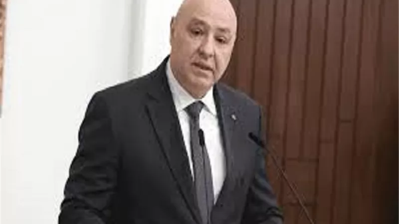 الرئيس اللبنانى: اللجوء إلى القوة لتنفيذ حصرية السلاح أمر غير وارد
