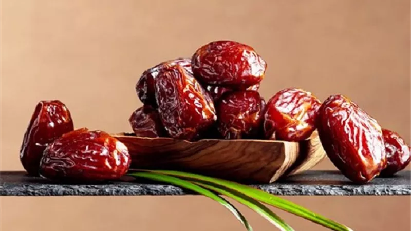 التمر وصحة الإنسان .. فوائد لا تحصى لجهازك الهضمي والطاقة