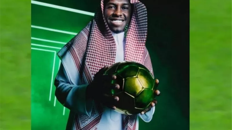 سعود عبد الحميد يقترب من العودة للدوري السعودي