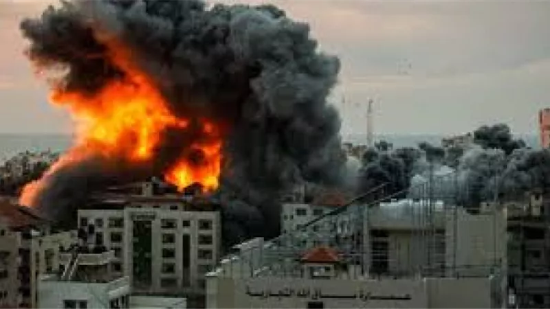 إعلام إسرائيلي: إصابات جراء انفجار سيارة في تل أبيب