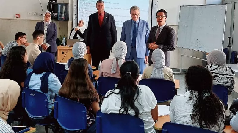 رئيس جامعة بنها يتفقد مقر العبور ويؤكد على دعم الأنشطة الطلابية