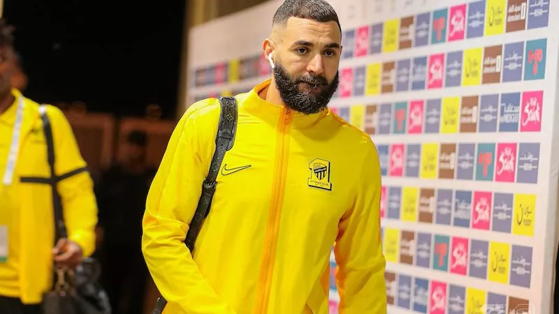 اتحاد جدة يعلن جاهزية كريم بنزيما لمواجهة النصر بالدوري السعودي
