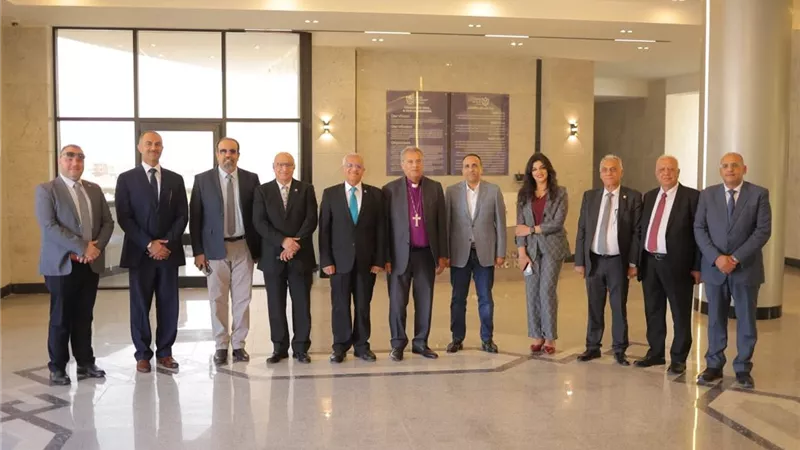 رئيس الطائفة الإنجيلية يزور جامعة اللوتس بالمنيا