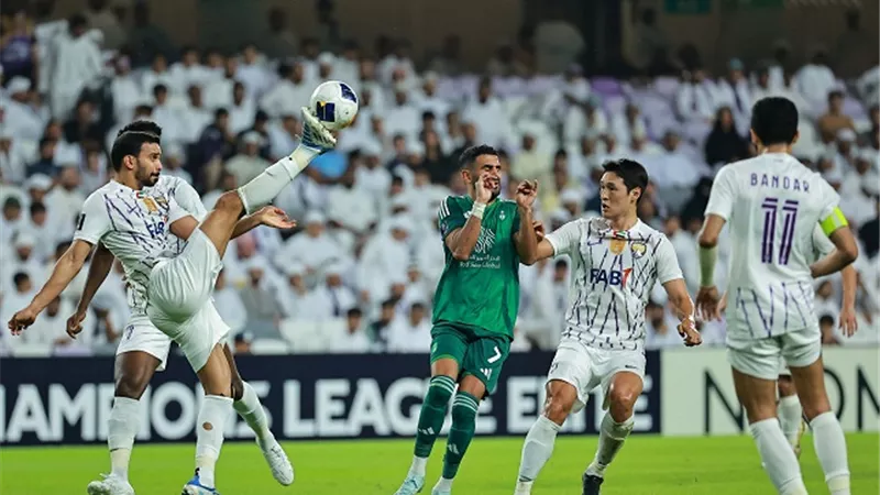 العين الإماراتي يسقط بهدف أمام شباب الأهلي