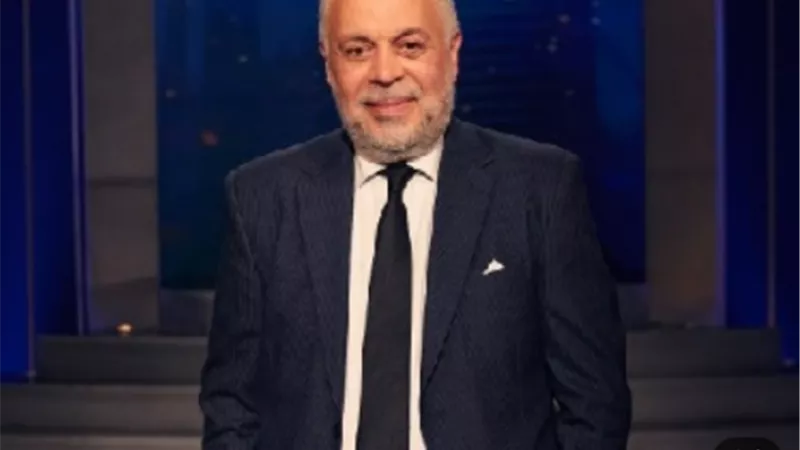 السبب الحقيقى لإعلان أشرف زكى عن تخليه منصب نقيب المهن التمثيلية