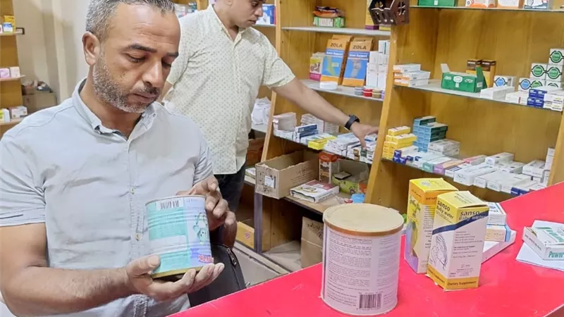 محافظ أسيوط: ضبط صيدلية غير مرخصة يها أدوية منتهية الصلاحية