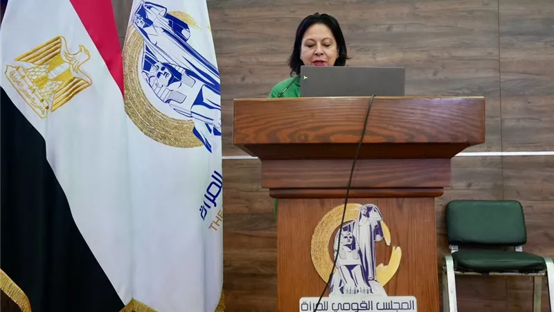 الوعي الغذائي وسلامة الطعام..خبراء يحذرون من عادات تهدد صحة المرأة