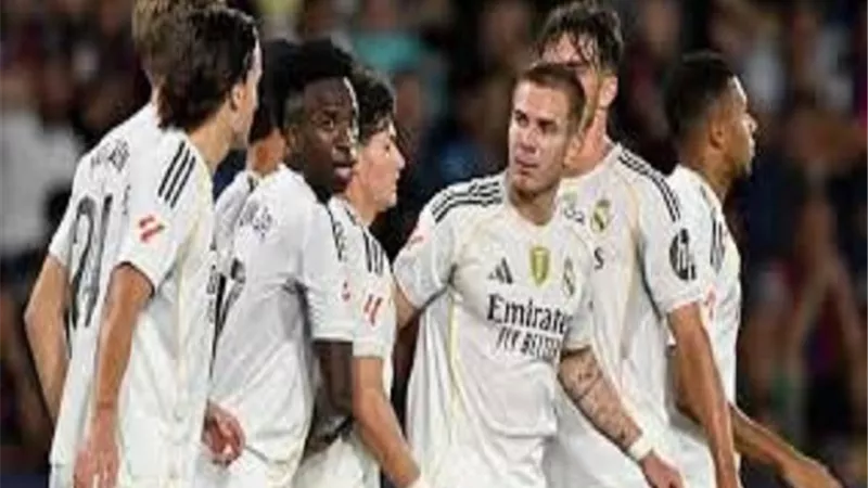 قائمة ريال مدريد أمام أتلتيكو مدريد.. وغياب ثلاثي الدفاع