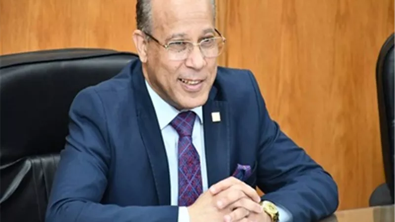جامعة قناة السويس تطلق برنامجاً تدريبياً متكاملاً لخريجي 2025