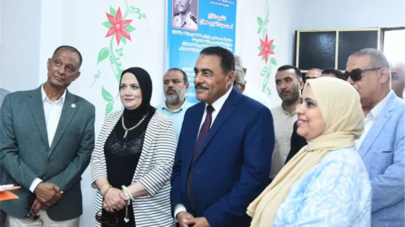 مركز البحوث التطبيقية بجامعة القاهرة يحصل على اعتماد هيئة الدواء