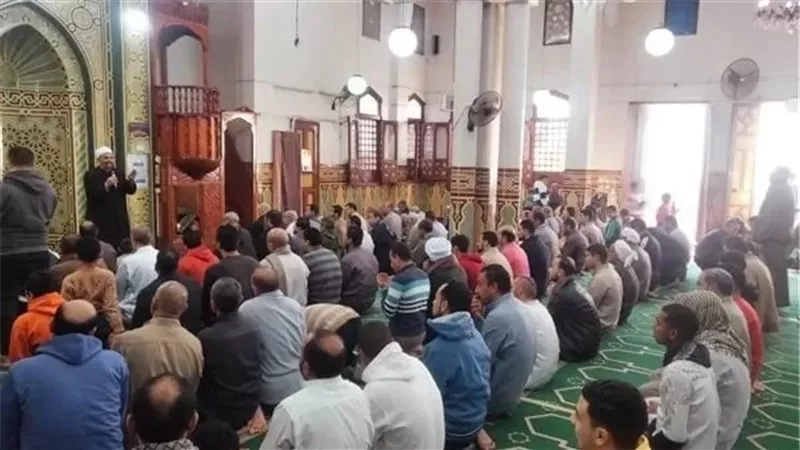 من آداب دخول المسجد لأداء صلاة الجمعة