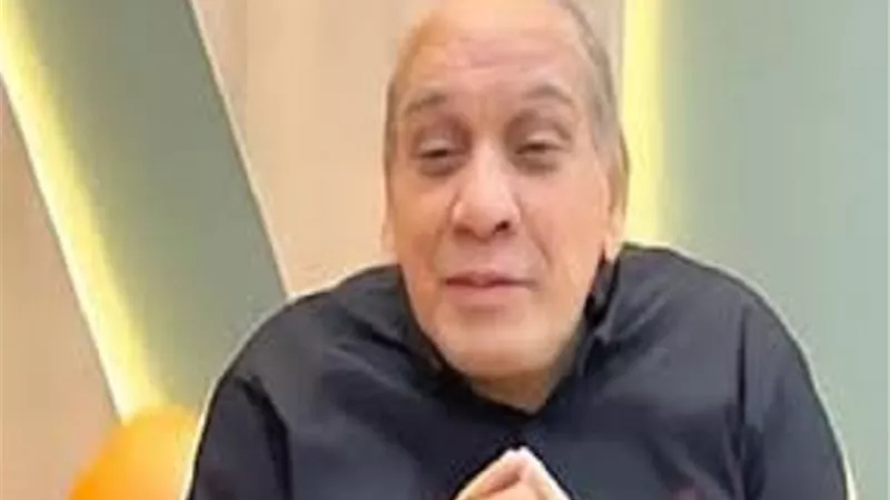 تفاصيل الحالة الصحية لـ منير مكرم