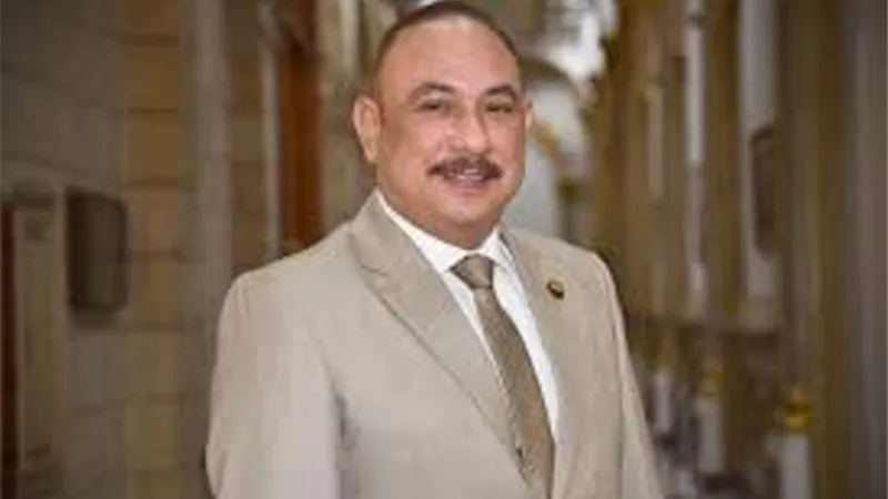 نائب يطلب حظر صرف أدوية نزلات البرد أو المضادات الحيوية ..بدون روشته