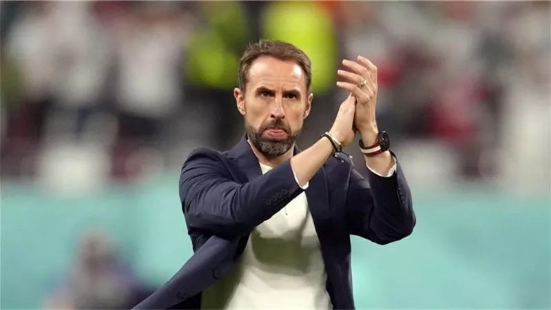 ساوثجيت مرشح لخلافة أموريم في مانشستر يونايتد
