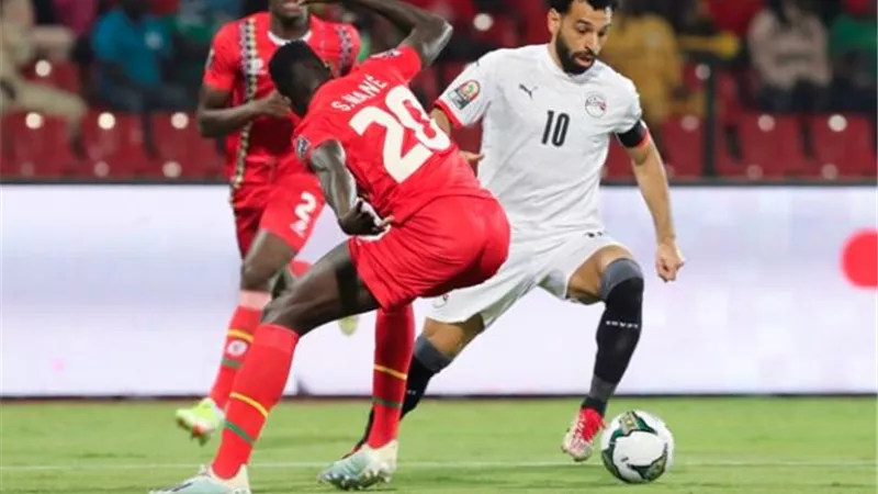 الكشف عن طاقم حكام مباراة مصر وغينيا بيساو بتصفيات كأس العام 2026
