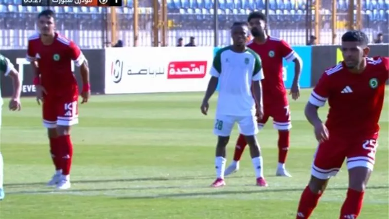 التعادل ينهي الشوط الأول لمباراة مودرن سبورت ضد فاركو