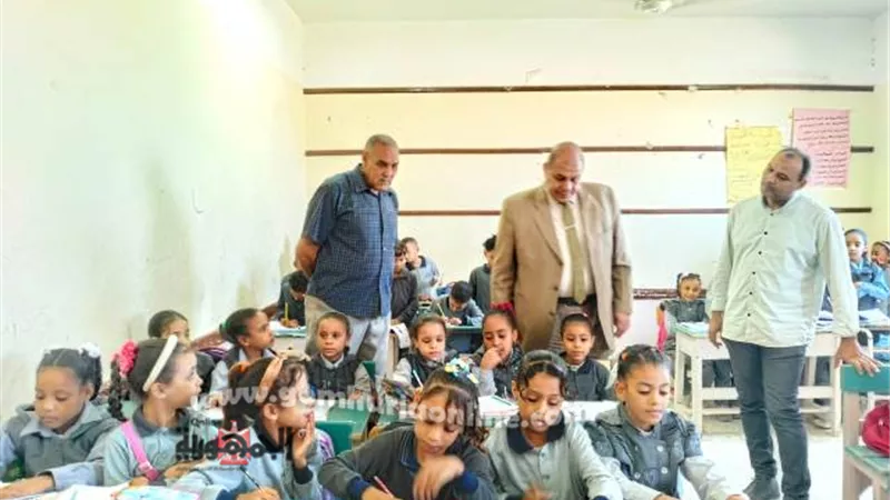 مدير تعليم قنا: خطط إضافية لرفع مستوى الطلاب في القراءة والكتابة