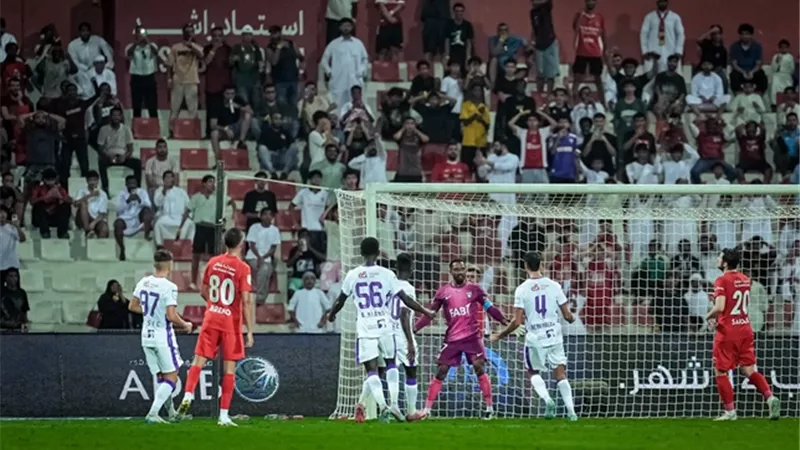 رسميًا.. العين الإماراتي يعلن اصابة يونج وو بالرباط الصليبي