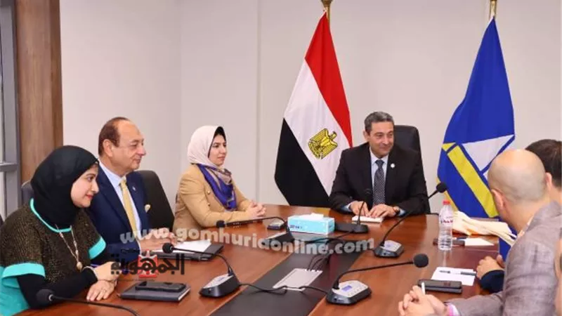محافظ دمياط يلتقى بفريق عمل جامعتى عين شمس وبرلين