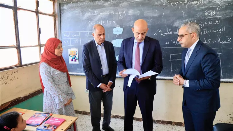 وزير التعليم ومحافظ المنيا يتفقدان مدارس تونة الجبل