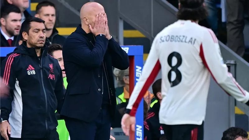 خسرنا بسببه.. سلوت يلوم لاعب ليفربول بعد مباراة كريستال بالاس