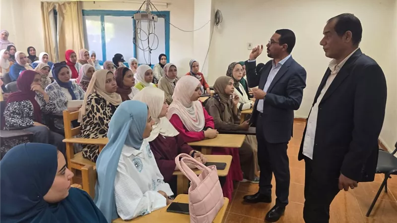 المعهد الفني الصحي بقنا ينظم حفل استقبال للطلاب الجدد والقدامى