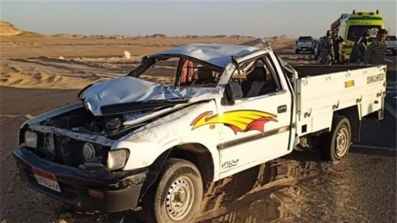 إصابة 10 فى انقلاب سيارة ربع نقل بالوادى الجديد