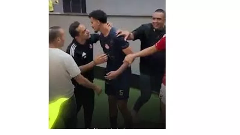 قلق في الزمالك بسبب تهنئة حسام عبد المجيد للاعبي الاهلي بعد القمة