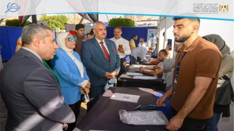 الشباب والرياضة تنظم ملتقى توظيف مصر بمشاركة 600 شاب وفتاة بالجيزة