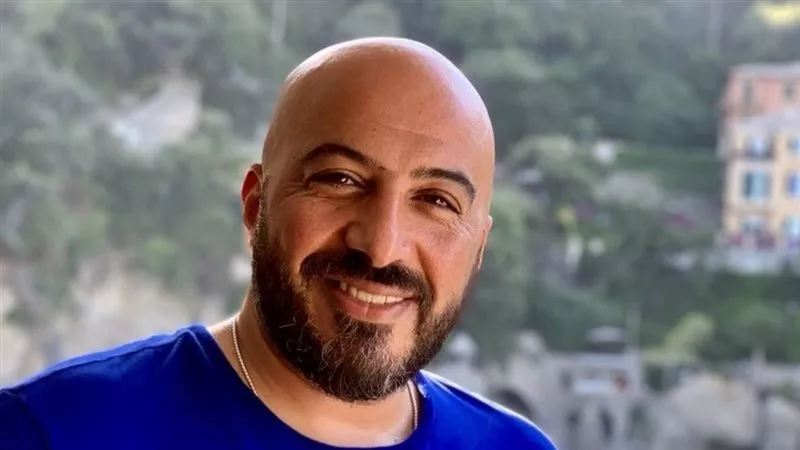 مجدي الهواري يحتفل بفوز الأهلي على الزمالك