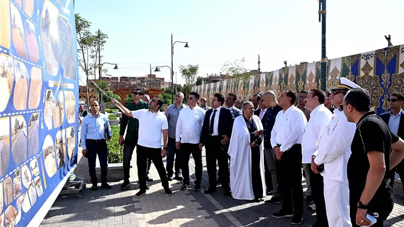 رئيس الوزراء يفتتح المحور المروري الجديد لمدخل شبين الكوم