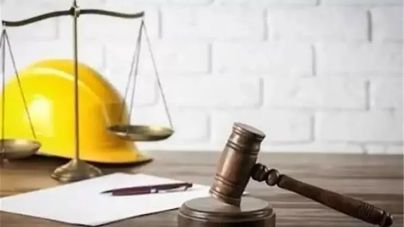 قانون العمل الجديد يكشف موقف العامل في حال رفضه تنفيذ تكليف من مديره