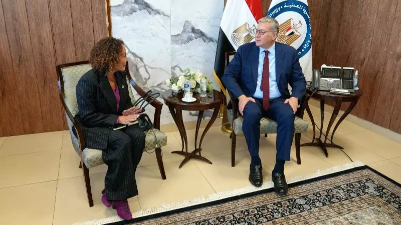 وزير البترول يبحث مع فالكو الأمريكية خططها لزيادة الإنتاج من حقولها