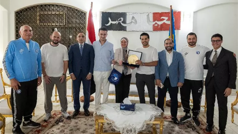 بعثة بيراميدز تُلبي دعوة سفيرة مصر في رواندا علي العشاء
