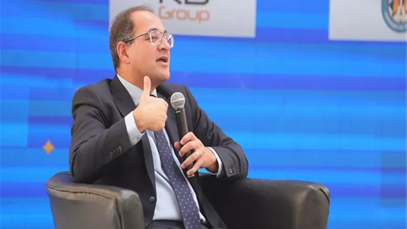 وزير المالية يوجه رسائل محفزة لشباب الأعمال في 