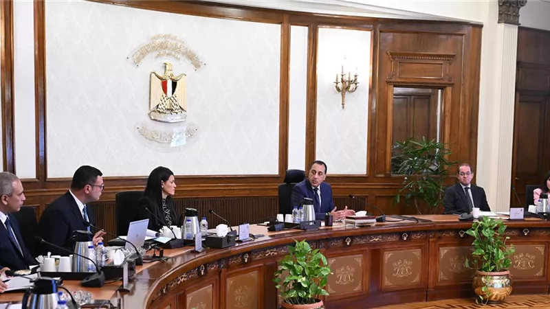 مدبولي يتابع تنفيذ المشروعات بالتعاون مع الإسكان والهيئة الهندسية