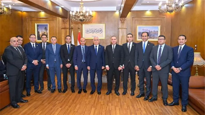 النائب العام يزور نيابتي شمال وشرق القاهرة
