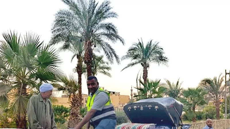 رفع 20 طن قمامة وتراكمات بحى جنوب وشرق الأقصر