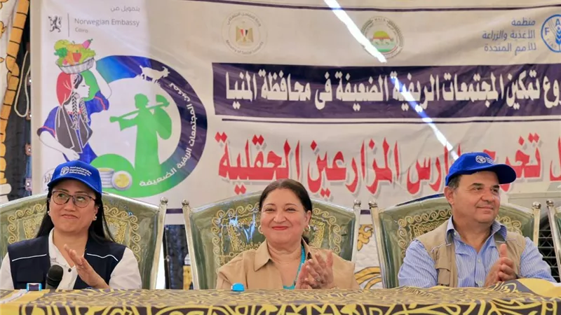 صاروفيم تشهد تسليم حزم الدعم الإنتاجي لـ 20 من الأسر الأكثر احتياجًا بالمنيا