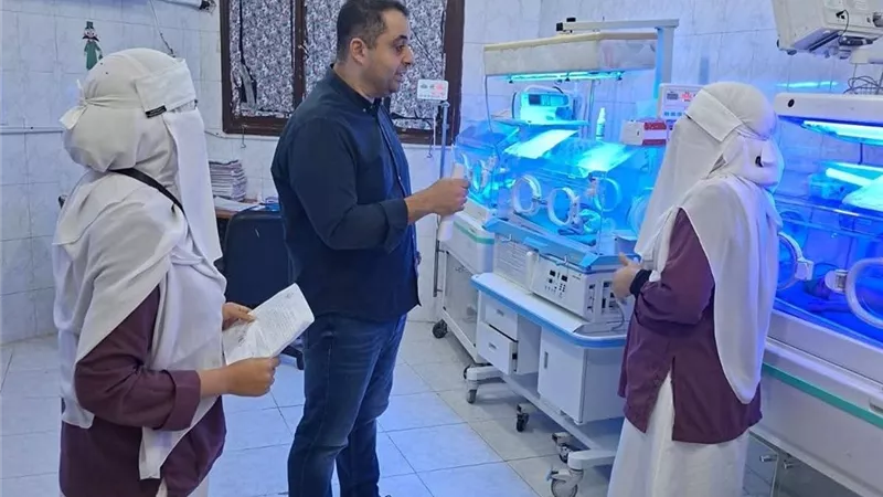 وكيل صحة قنا يفاجئ مستشفى دشنا المركزي ويحيل المخالفين للتحقيق